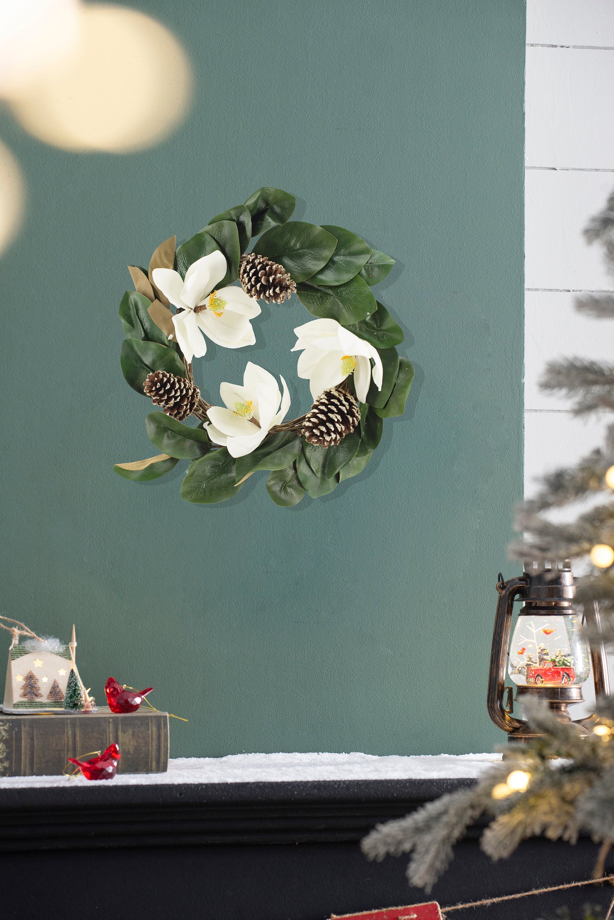 22' Creamy White Magnolia Wreath